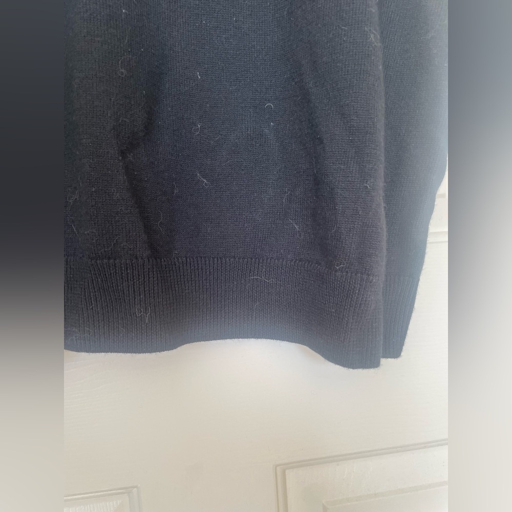 Viyella 100% Merino Wool Sweater Vest Black Classic Knit V-Neck Pullover XXL - Picture 4 of 9